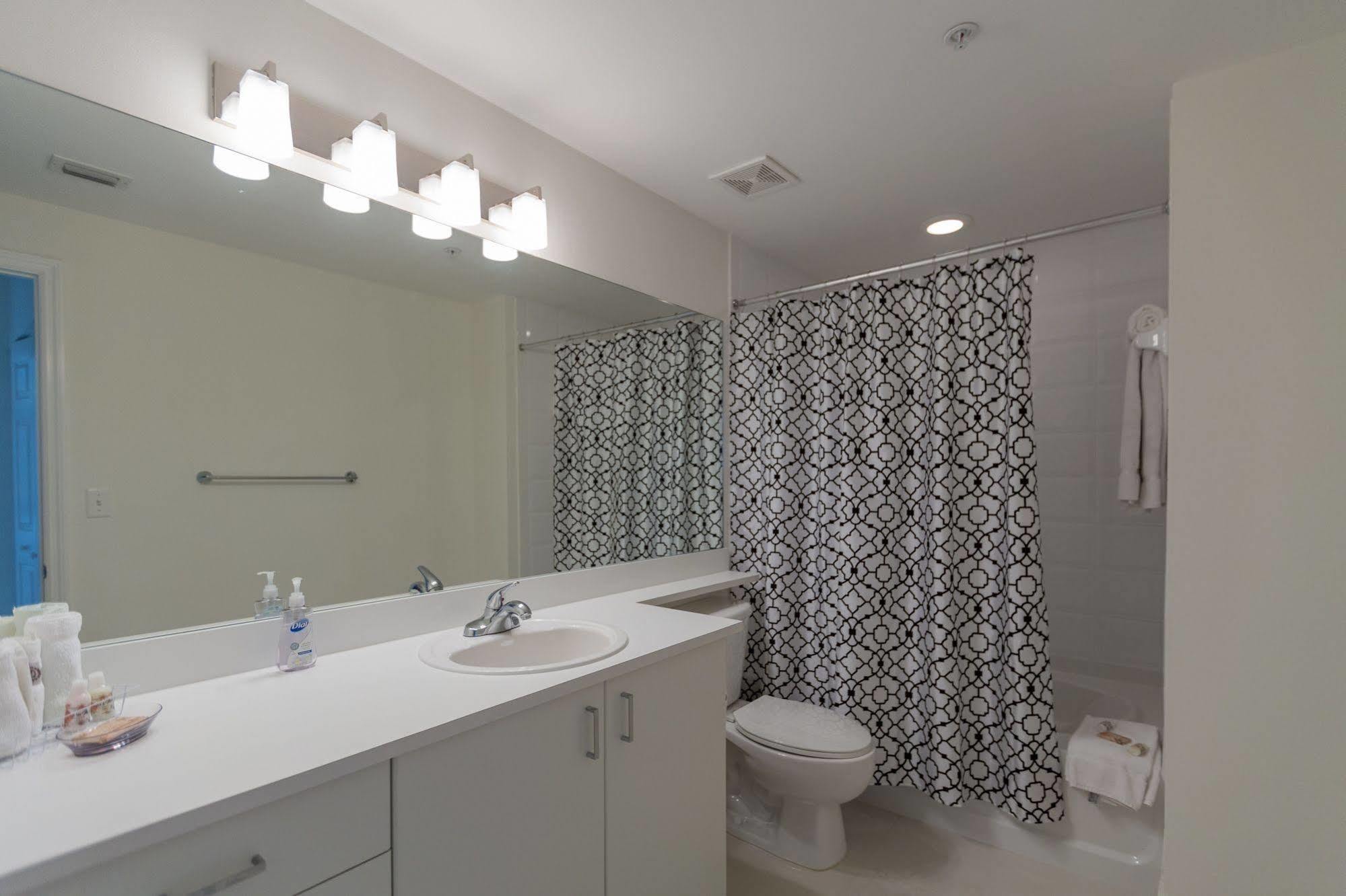 Pelicanstay In Coconut Grove Miami Coral Gables Εξωτερικό φωτογραφία